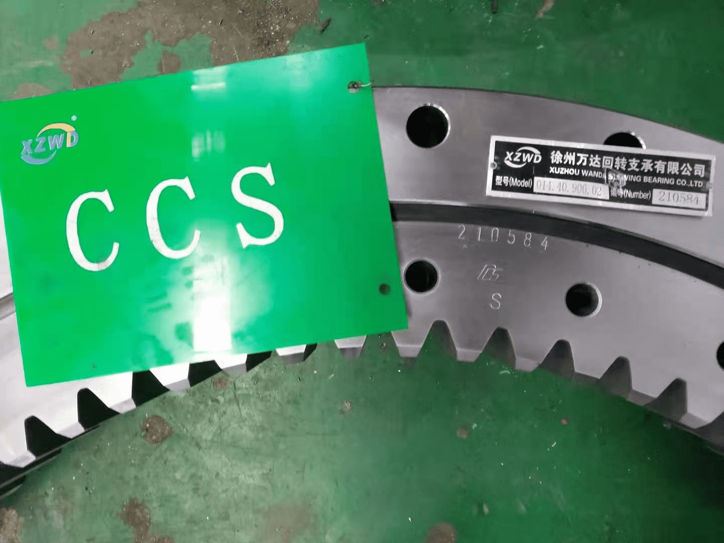 News - Slewing bearing for maritime crane